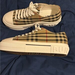 Burberry Beige and Red Plaid Flats